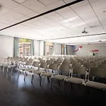 Mercure Bordeaux Aeroport 4*