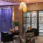 Mercure Bordeaux Aeroport فندق 4*