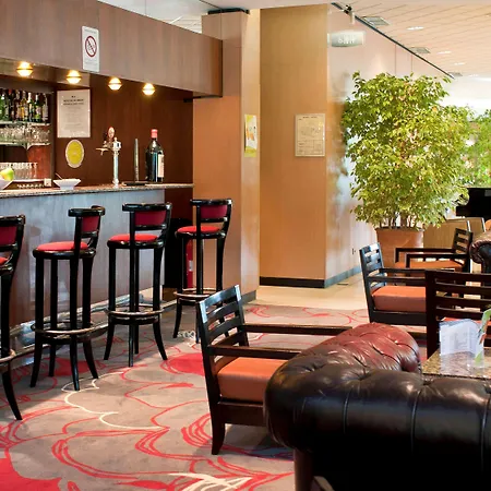 Mercure Bordeaux Aeroport Мериньяк