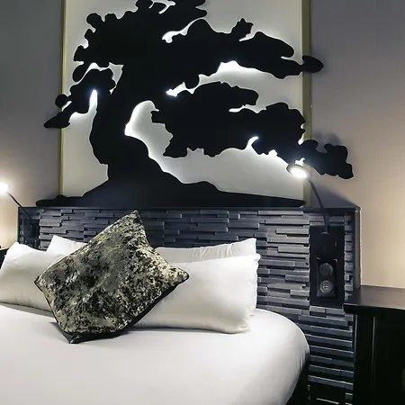 Hotel Mercure Bordeaux Aeroport 4*