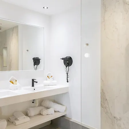 Mercure Bordeaux Aeroport Отель Мериньяк