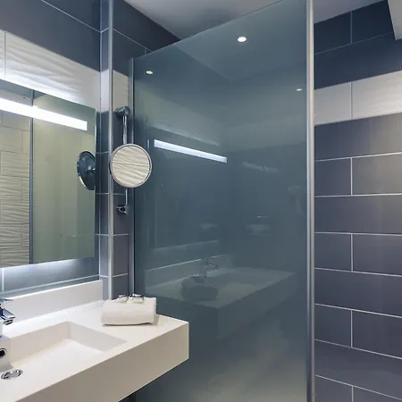 Mercure Bordeaux Aéroport Hotel 4*