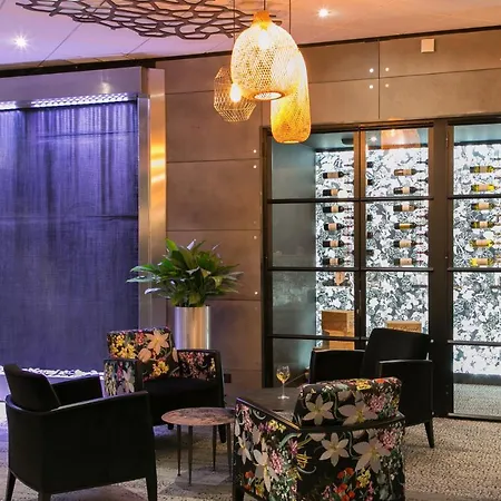 Mercure Bordeaux Aéroport Hotel 4*